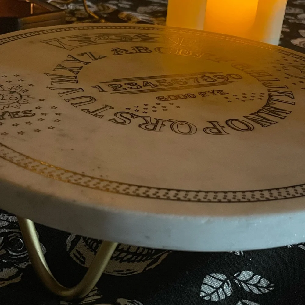 EUC Gothic Ouija Spirit Board Marble Cake/Dessert/Cheese Footed Serving Platter